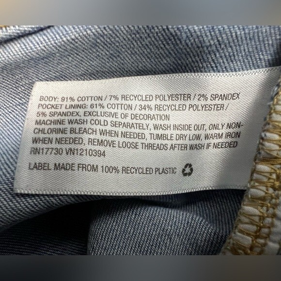 Universal Thread High Rise Jegging Medium Wash Ripped Distressed, Size 00/24R - Picture 5 of 10